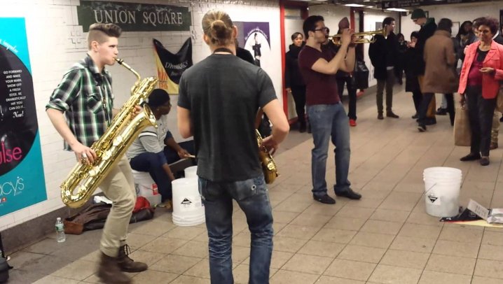 How to have a lot of Sax on the NYC subway new york, offbeat guide to new york travel